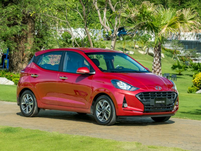 Hyundai-i10-ban-hatchback-hang-A-la-mot-cac-loai-xe-o-to-so-san-an-khach-hien-nay-tai-Viet-Nam.jpg