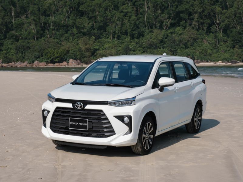Toyota-Avanza-Premio-co-thiet-ke-dac-sac-hon-voi-noi-that-rong-rai-va-cac-trang-bi-cung-duoc-dau-tu-hon.jpg