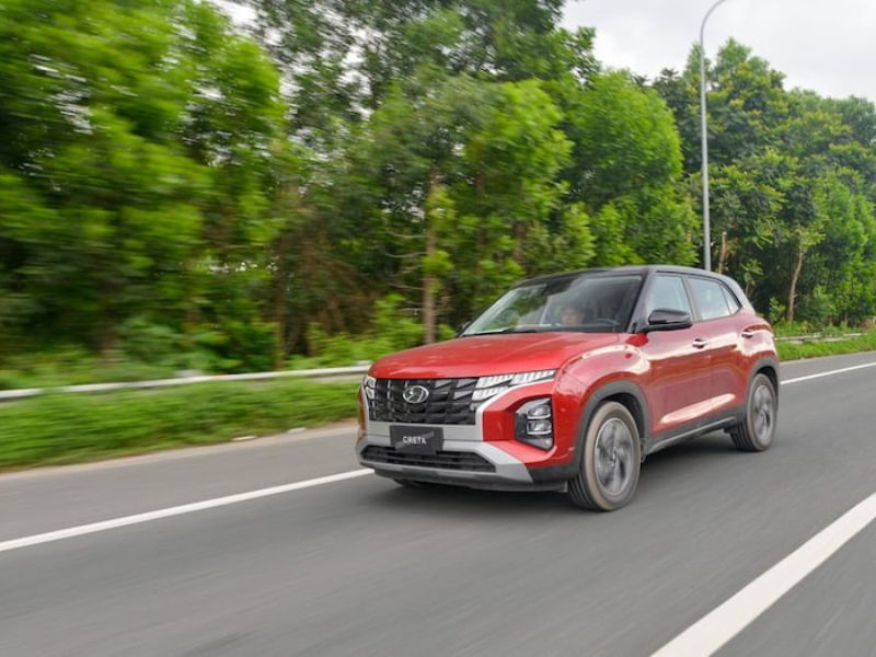 hyundai-creta-di-chuyen-nhe-nhang-tang-toc-muot-ma.jpg