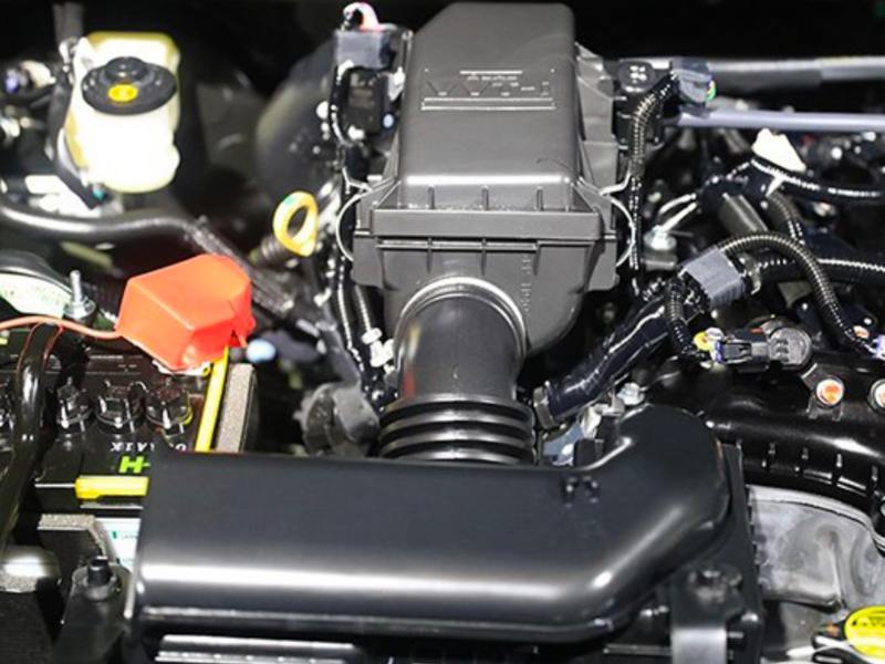 toyota-Rush-co-he-thong-treo-truoc-doc-lap-giup-hanh-trinh-di-chuyen-tro-nen-em-ai.jpg
