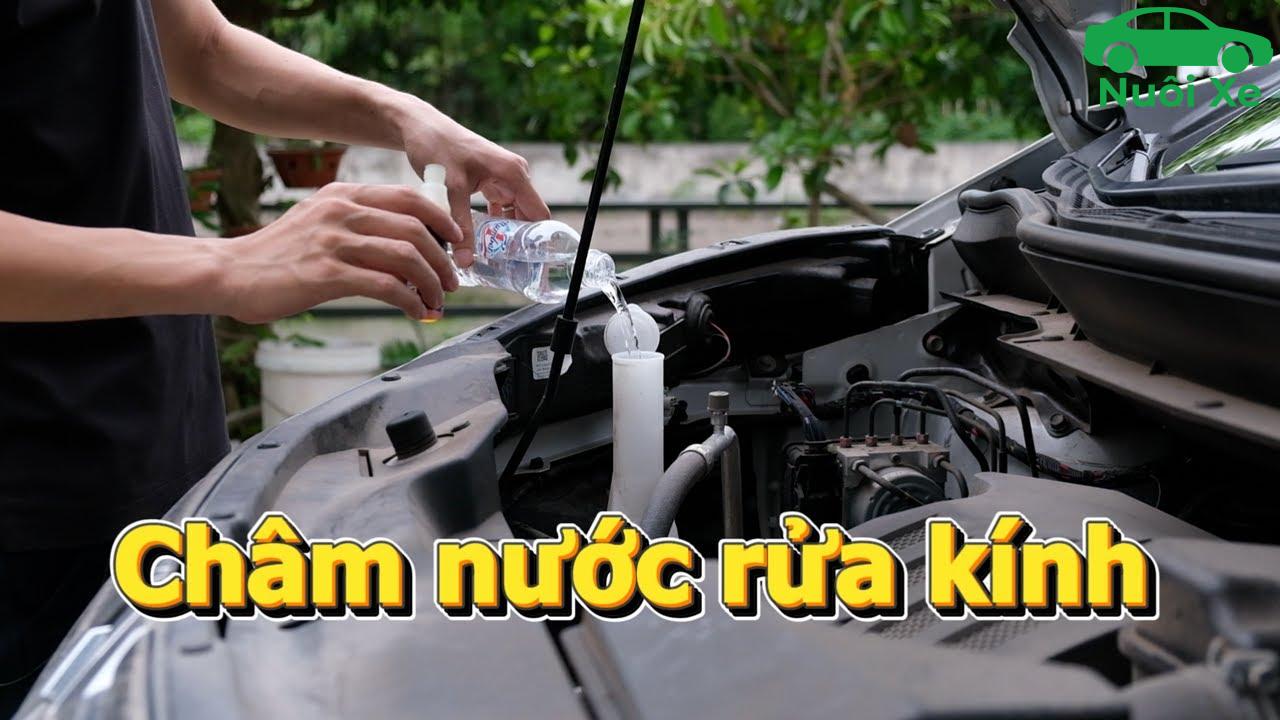 Công thức pha nước rửa kính ô tô