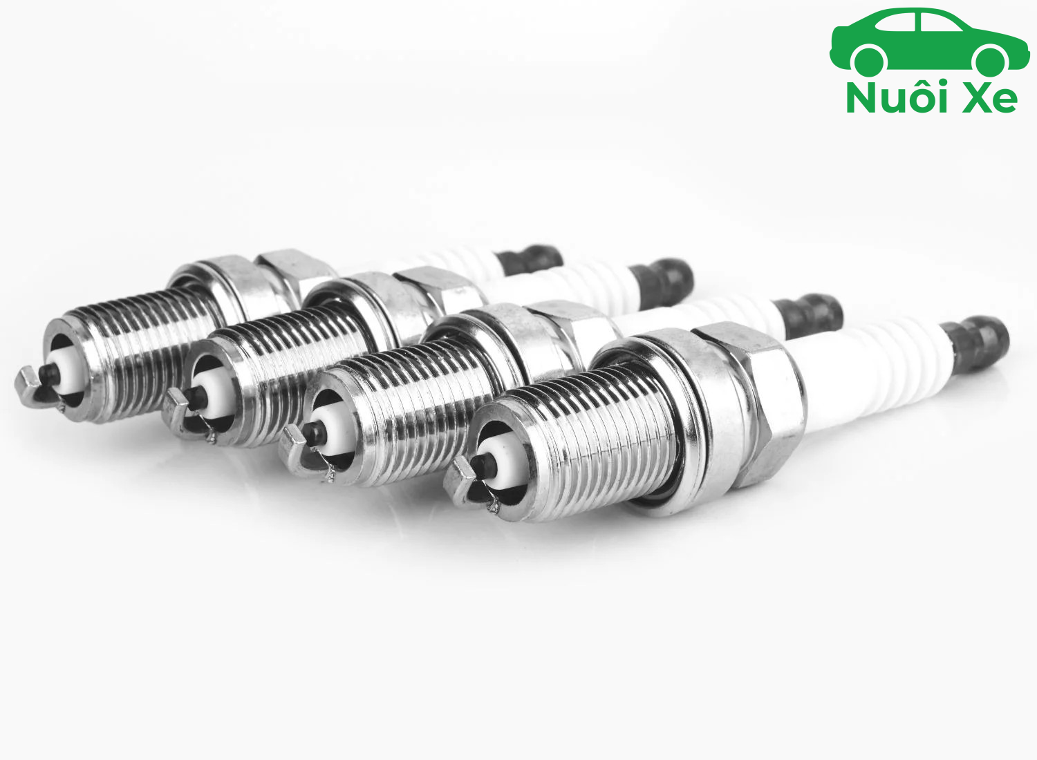 Bugi là gì? Cấu tạo, nguyên lý và các dấu hiệu hư hỏng cần biết 1 Bugi là gì