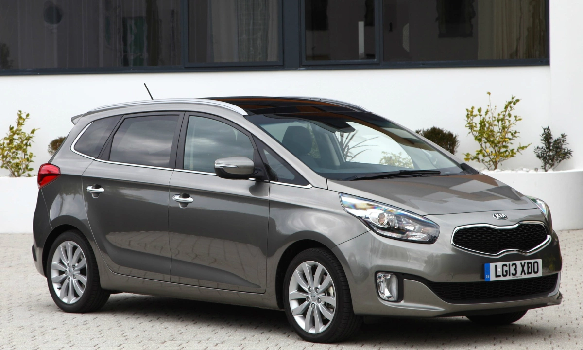 Đánh giá Kia Carens