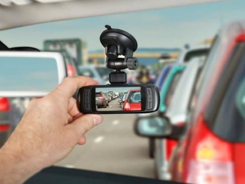 camera-hanh-trinh-o-to-mang-lai-nhieu-tac-dung-tot camera-hanh-trinh-o-to-mang-lai-nhieu-tac-dung-tot.jpg