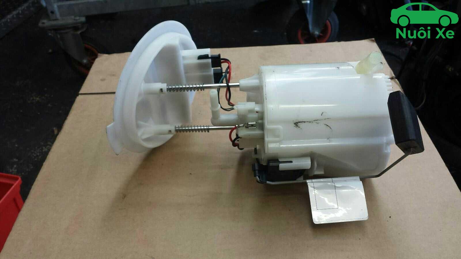 Dấu hiệu nhận biết khi nào thay lọc xăng ô tô