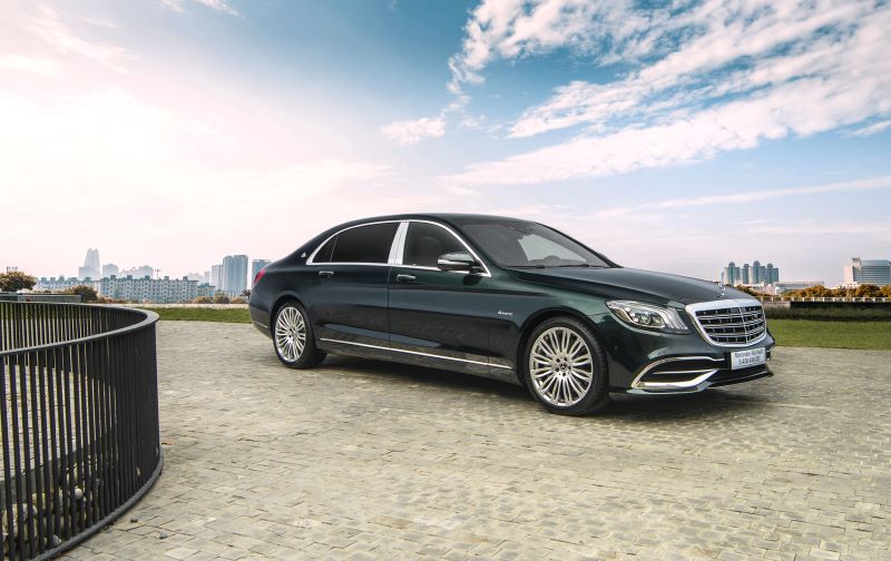 mercedes-maybach-s450-duoc-trang-bi-day-du-cong-nghe-an-toan-hang-dau.jpg