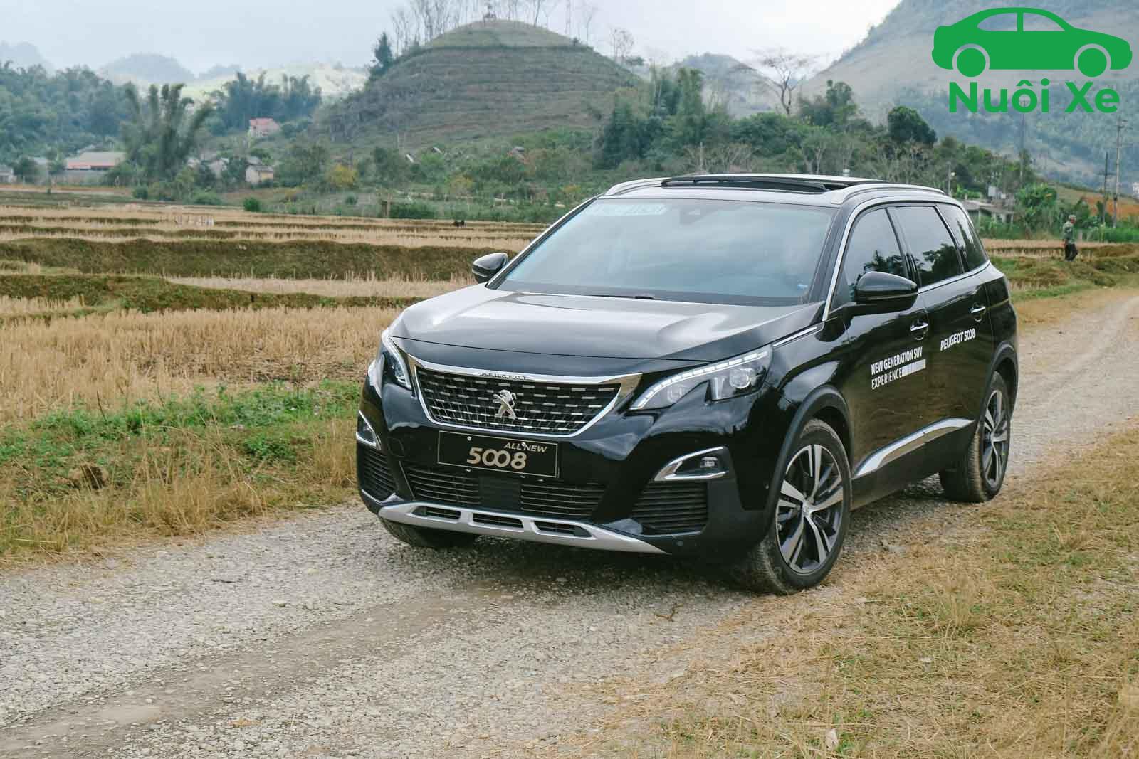 Tiện nghi trên xe Peugeot 3008