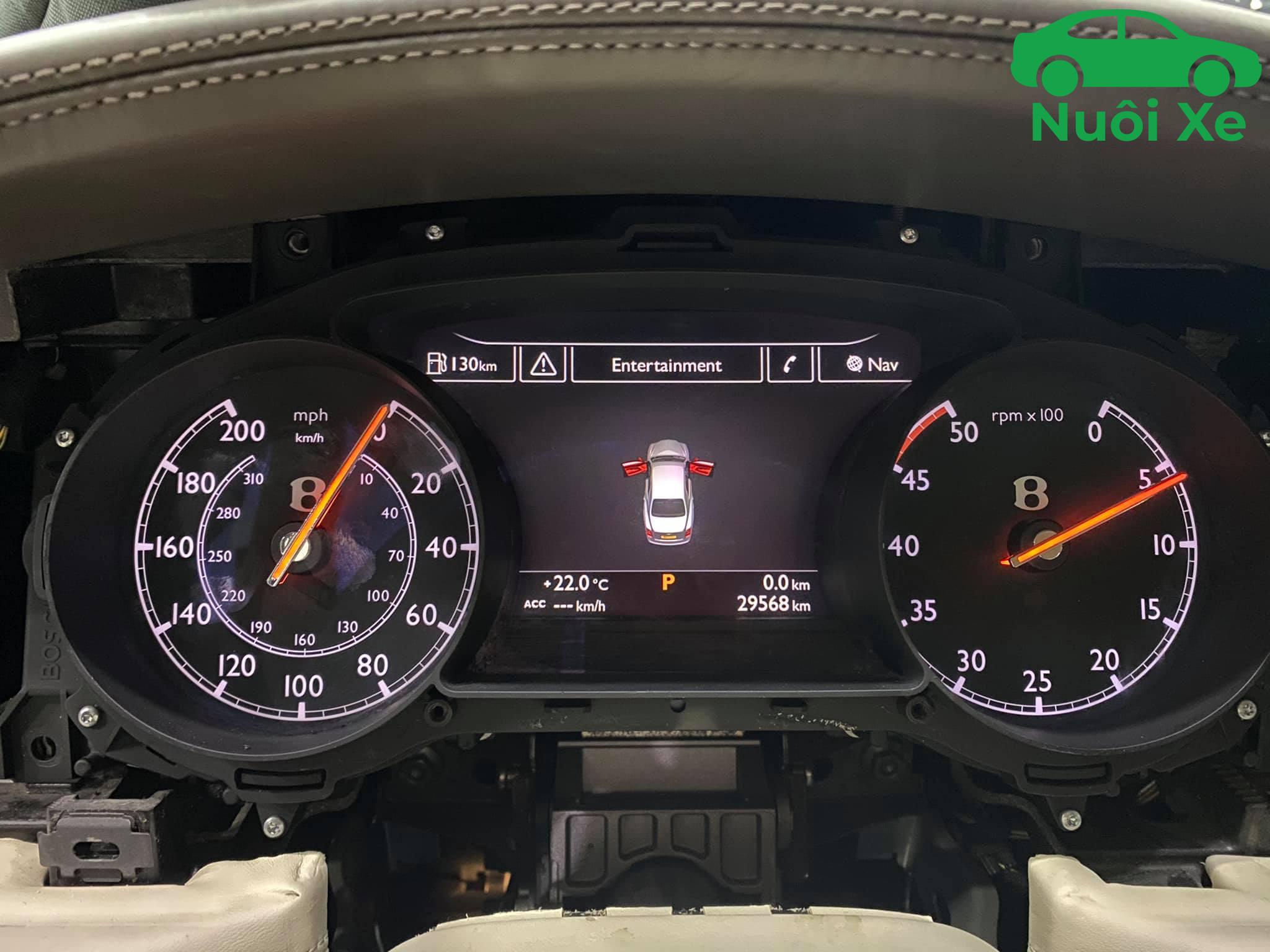 Lưu ý khi xem số km trên ô tô cũ